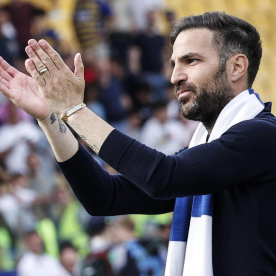 Kraj jezera se igra vrhunski fudbal – Fabregasova šesta u nizu