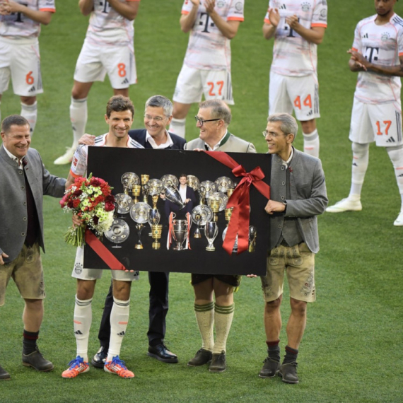 Pobeda Bajerna u senci odlaska apsolutne legende FOTO/VIDEO