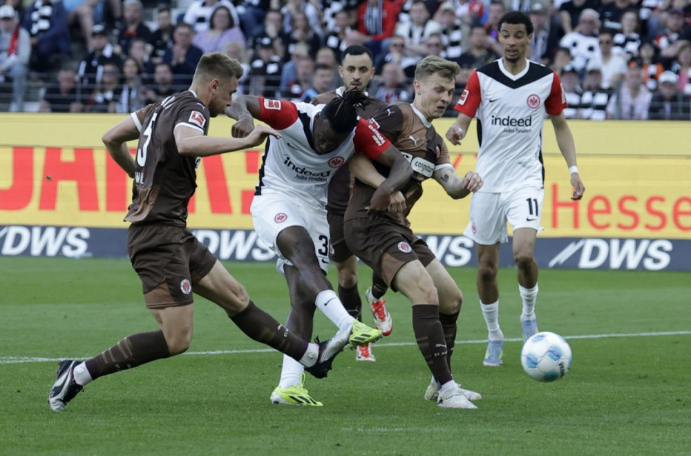 Ajntraht i Senkt Pauli podelili bodove – zadovoljniji su gosti