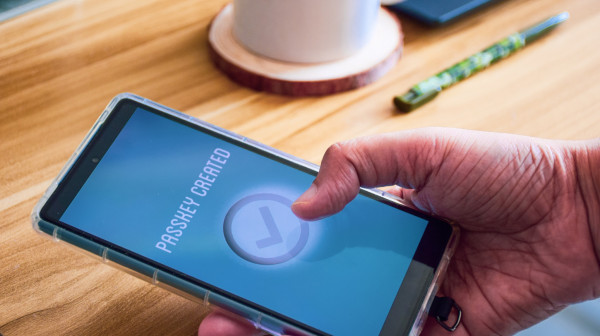 Šta su "passkeys" i ko bi trebalo da ih koristi?