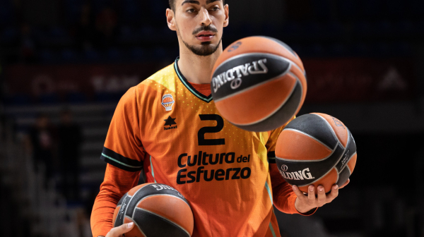 Puerto ostaje veran Valensiji