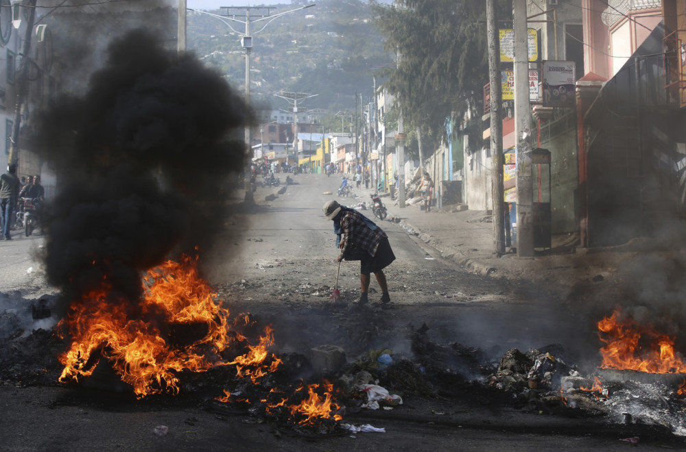 Pakao na zemlji: Vlast ne postoji, škole ne rade, do njih je moguće doći jedino helikopterom FOTO