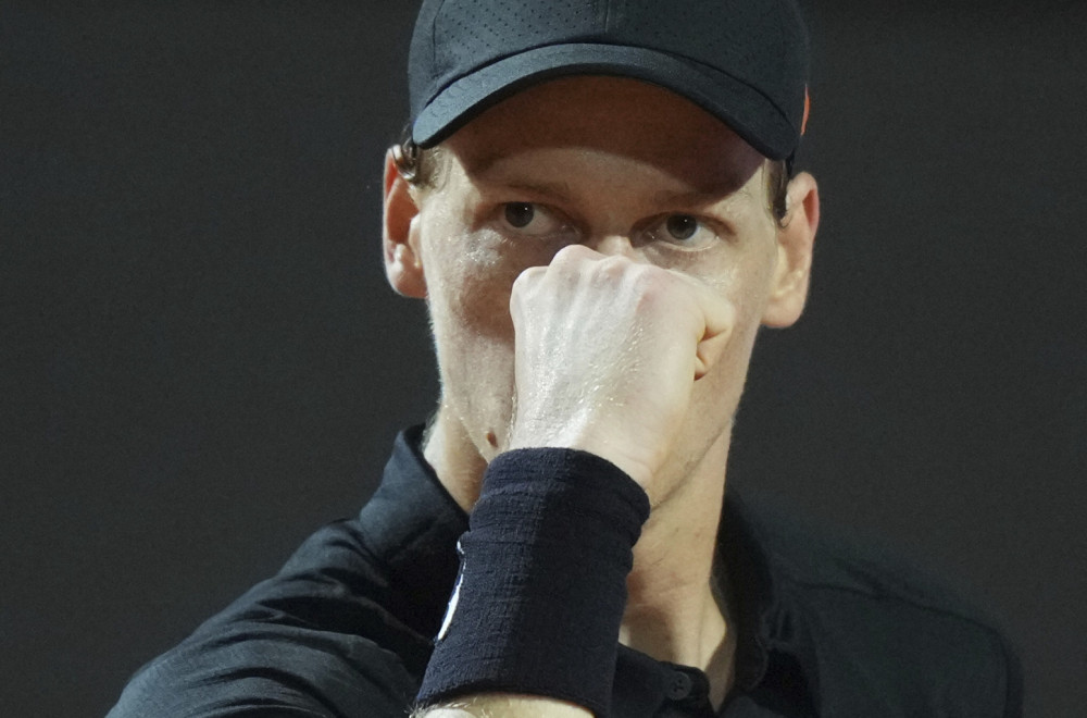 Papa ipak pozvao Sinera VIDEO