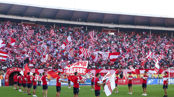 FKCZ: Ceremonija dodele trofeja na proslavi titule od 18 časova