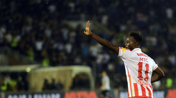 Zvezda bi da vrati krilnog napadača