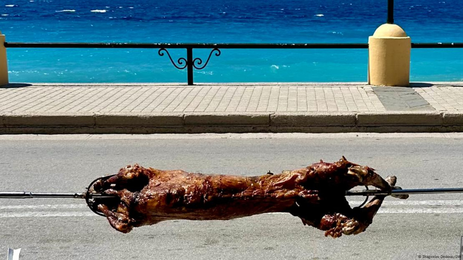 Pravo vreme da posetite raj na zemlji: Ostrvo sa narom u imenu FOTO