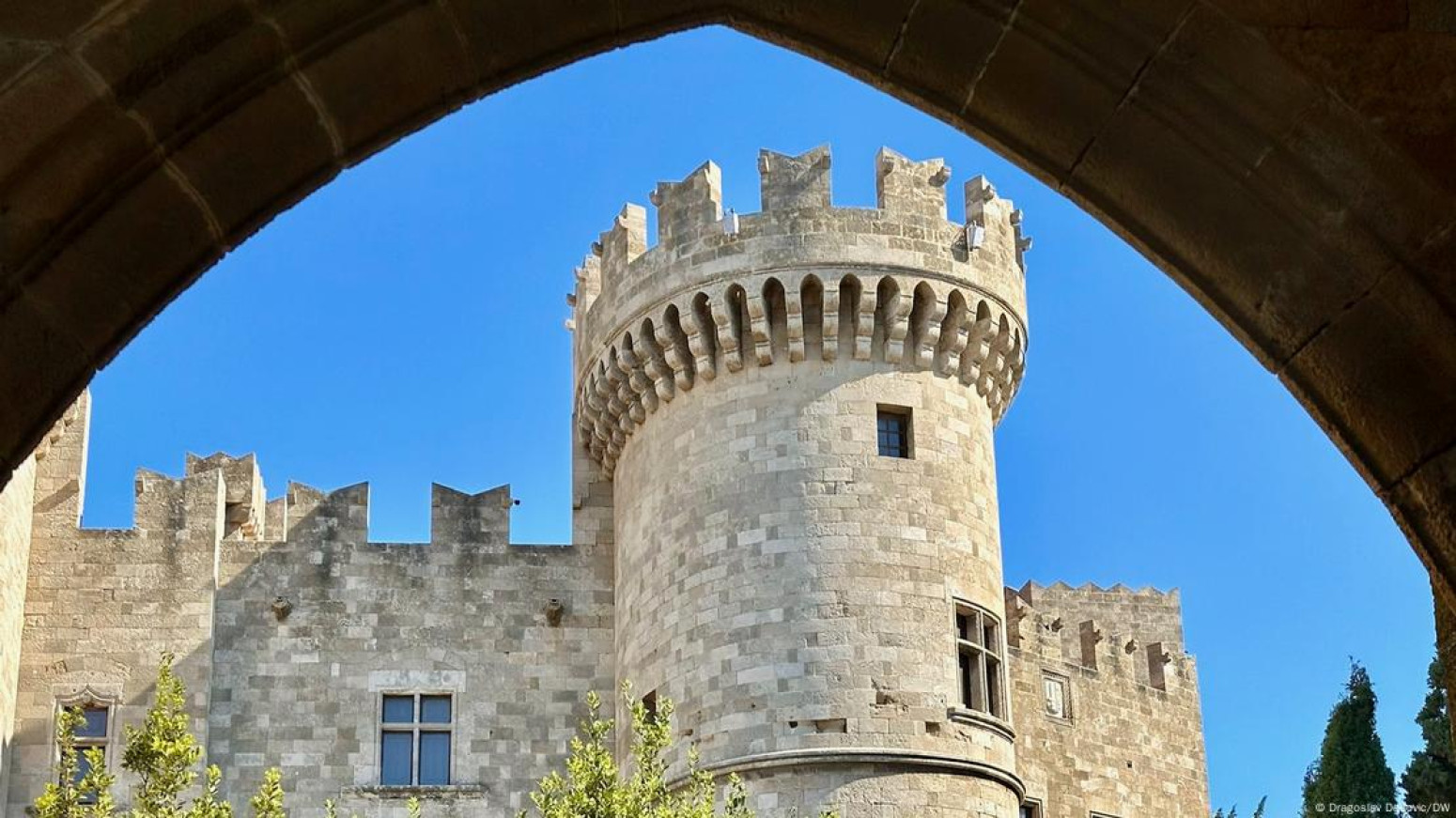 Pravo vreme da posetite raj na zemlji: Ostrvo sa narom u imenu FOTO