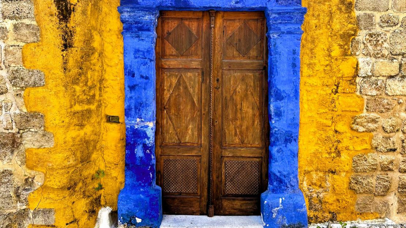 Pravo vreme da posetite raj na zemlji: Ostrvo sa narom u imenu FOTO