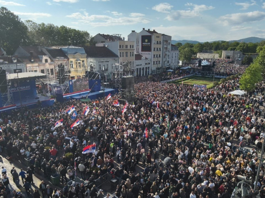 Fijasko na okupljanju blokadera u Nišu; Fotografije iz vazduha otkrile koliko ih je FOTO