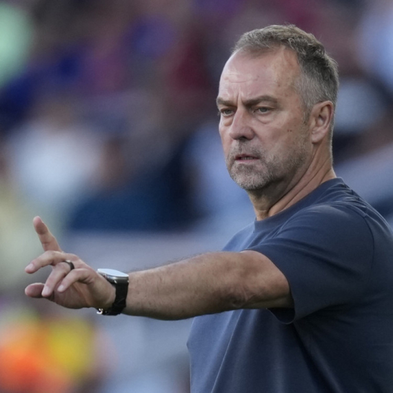 Hans Flik produžio ugovor sa Barselonom