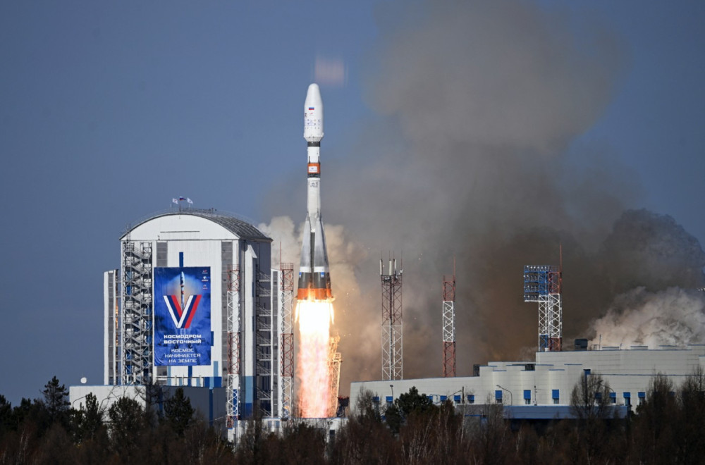 Rusi lansirali vojni satelit u orbitu