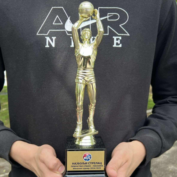 Sve je moguće kad se dovoljno želi: Ovaj dečak je ponos Čačka FOTO