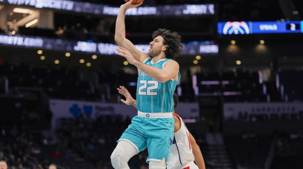 Micić u crveno-belom?!