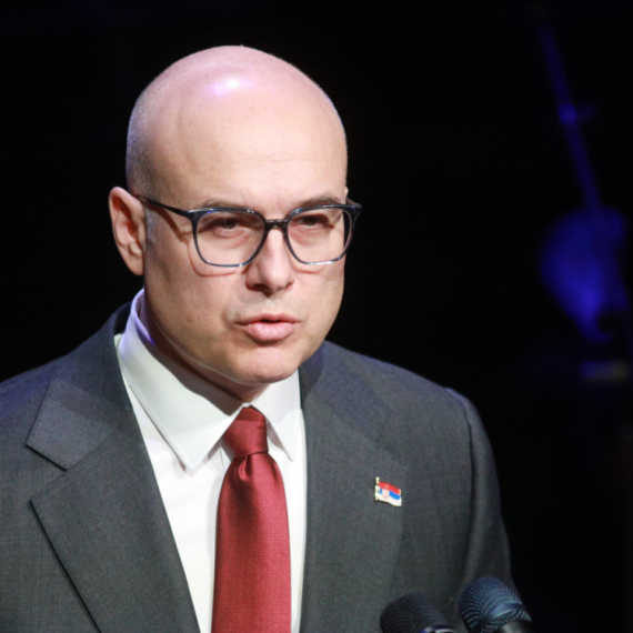 Vučević: Presvučeni "demokrata" Dragan Đilas, zna samo da zabranjuje i hapsi; Narod neće lopove