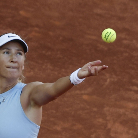 "Bicikl" Azarenke u Parizu