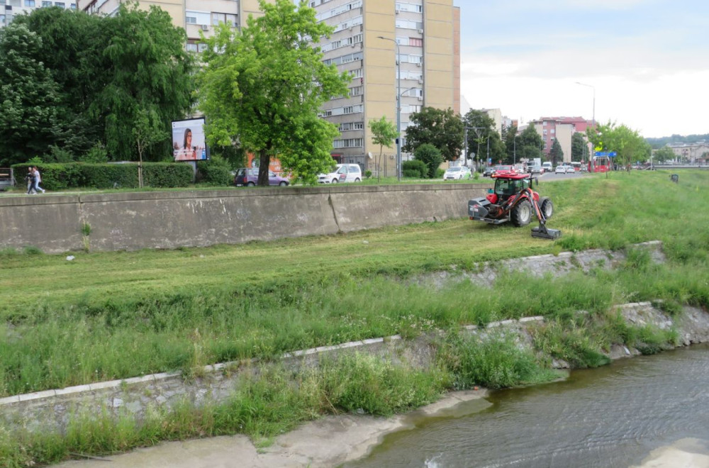 Čišćenje korita reke Lepenice FOTO
