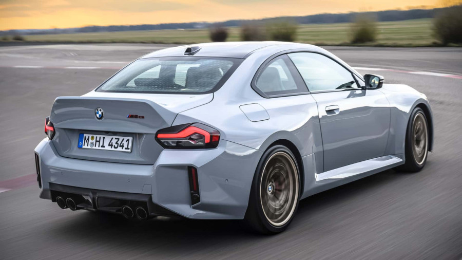 Zver sa zadnjim pogonom: Novi BMW M2 CS je lakši, jači i skuplji nego ikad FOTO