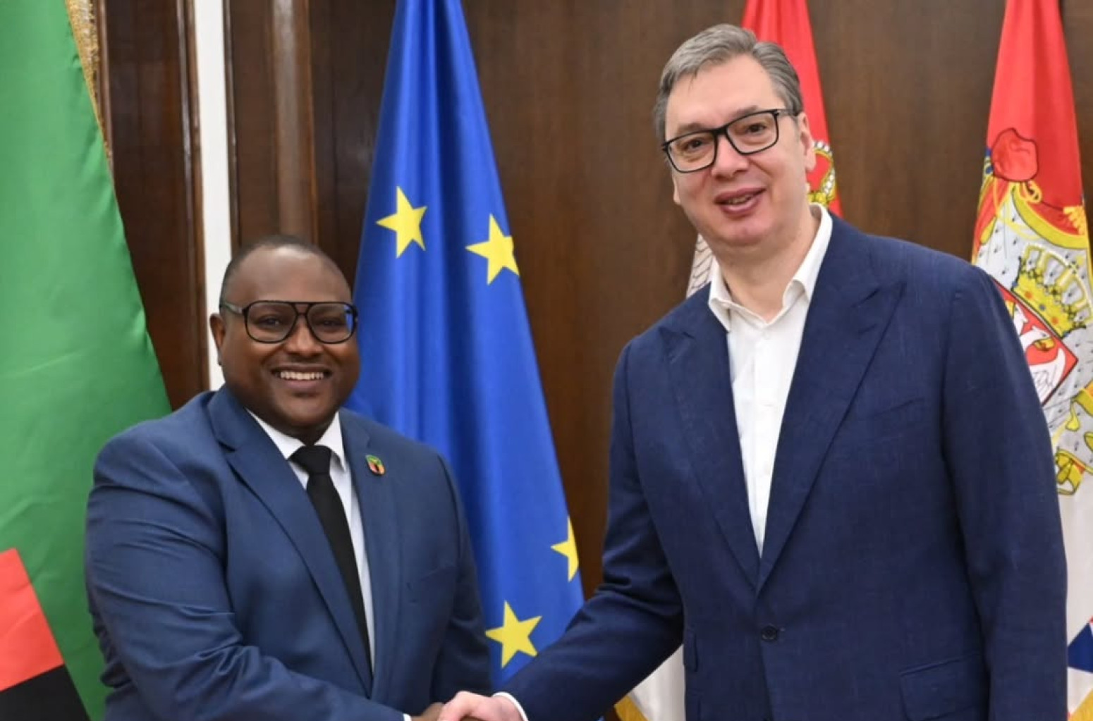 Vučić se sastao sa ministrom spoljnih poslova Zambije: Zahvalan sam na iskazanoj podršci Srbiji FOTO