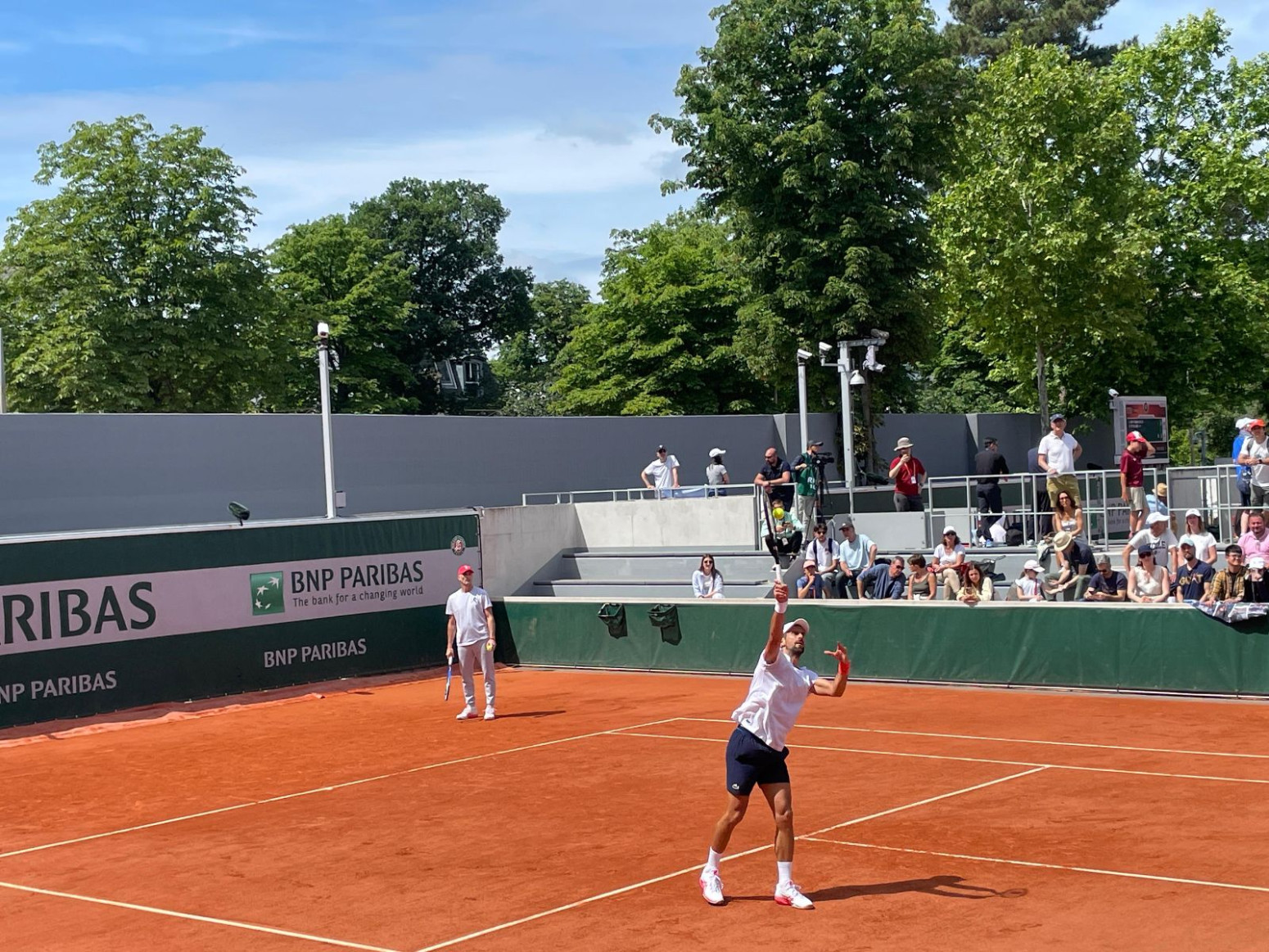 Đoković imao specijalnog sparing partnera pred Mutea FOTO