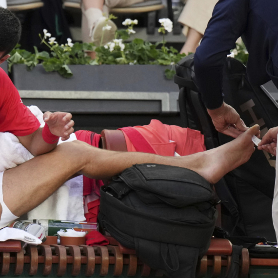 Novak ima zdravstveni problem FOTO