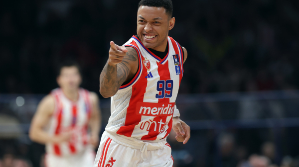 Jago se priključio Crvenoj zvezdi!