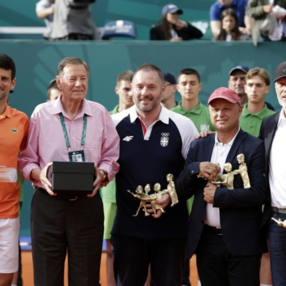 Stigle sjajne vesti za Novakovog trenera i kuma