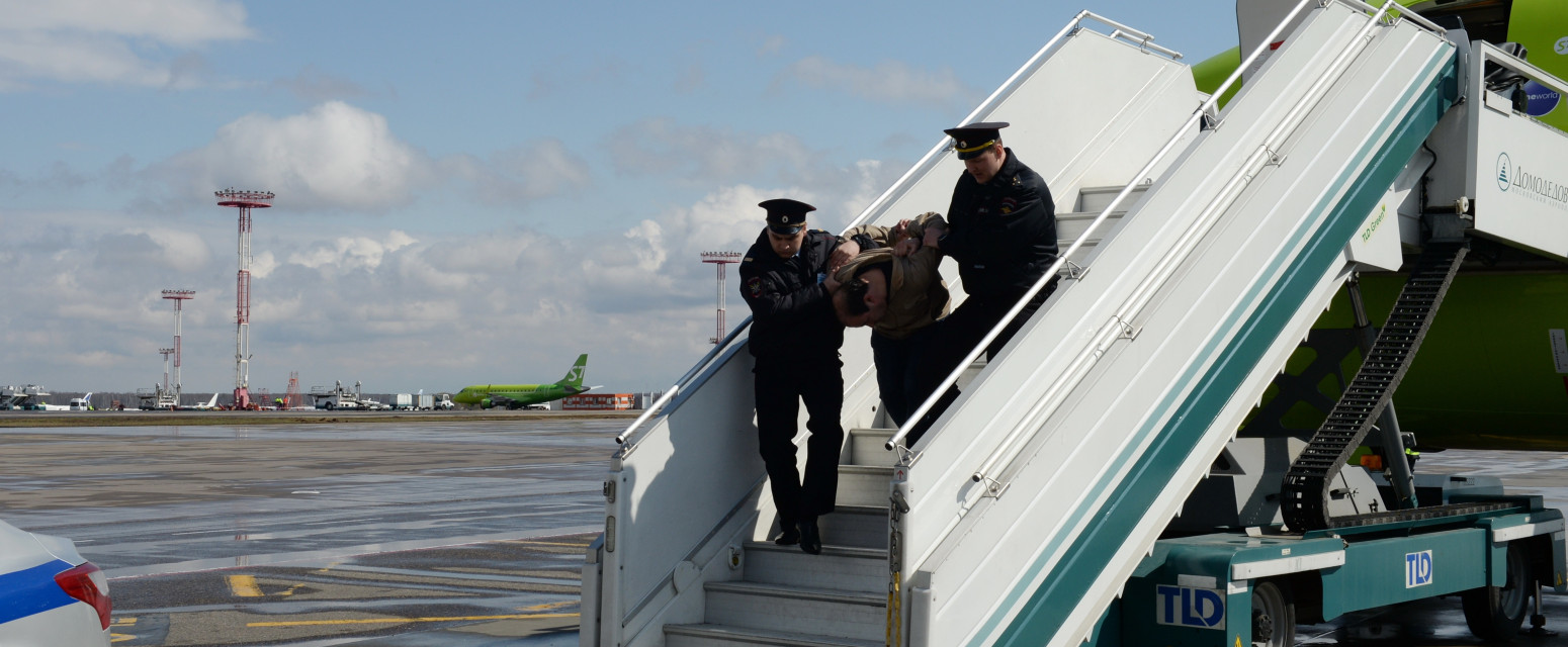 Drama na nebu iznad Španije: Putnik udario stjuardesu VIDEO