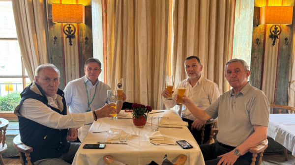 Kari Pešić ugostio Piksija i FSS u Minhenu – slave se dva rođendana