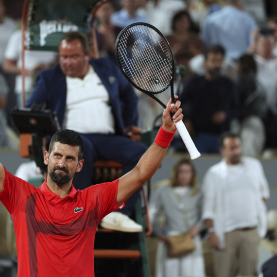 Đoković: "Dobra noć u Parizu – ne samo u fudbalu" FOTO