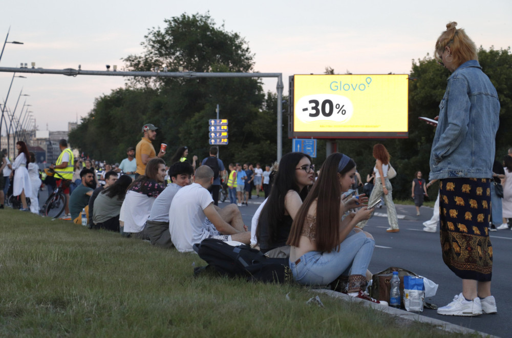 "To što oni rade nije demokratija nego ucena"; "Ne mogu da shvatim, svojoj kući nanose štetu"