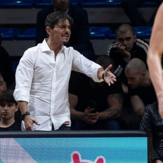 Janakopulos pobesneo: "Sve ste dobili u sekundi!"