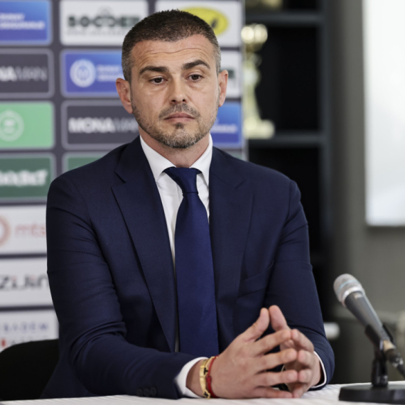 Lazović obelodanio spisak: Sa ovim bivšim igračima pregovara Partizan!