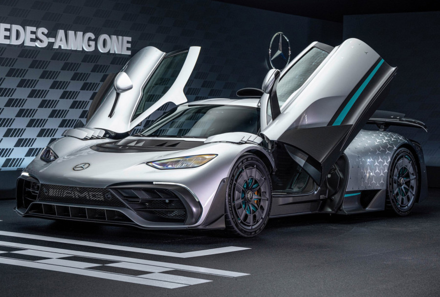 Snimak koji slama srca: Izgoreo Mercedes-AMG One od 3 miliona evra VIDEO