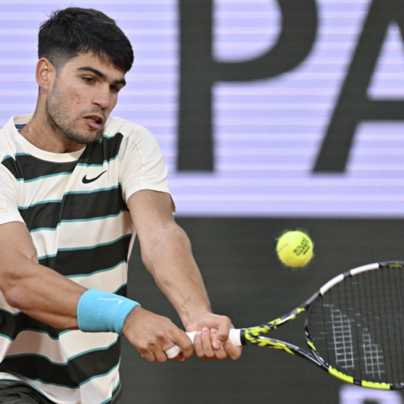 Alkaras uništio Pola i zakazao polufinale Rolan Garosa