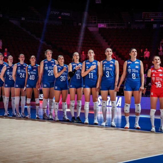 Ubedljiv poraz odbojkašica Srbije