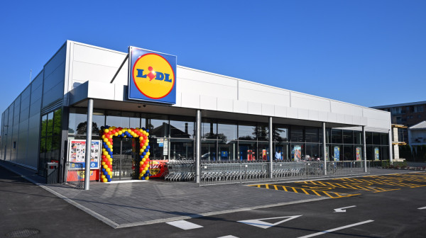 Maloprodajni lanac uvodi novinu: Rezervišite parking mesto od 18 do 8 časova