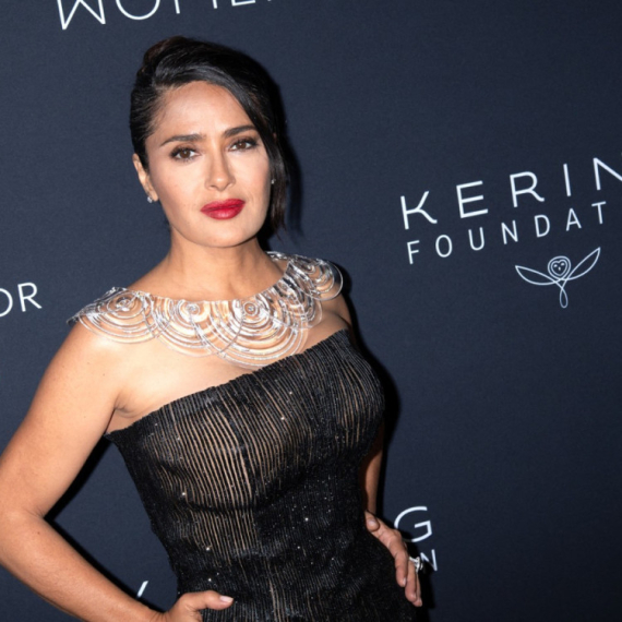 Ovako izgleda vanvremenska lepota kojoj ni godine ne mogu ništa FOTO/VIDEO