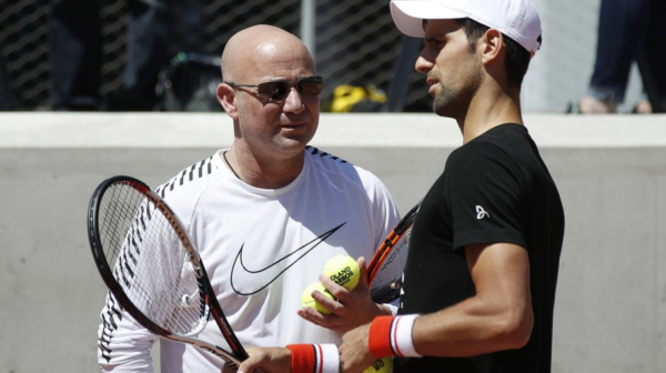 Agasi opet ishvalio Đokovića