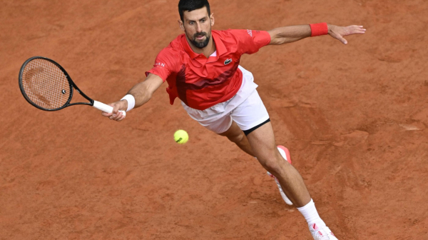 Ovacije na Šatrijeu – Novak držao čas VIDEO