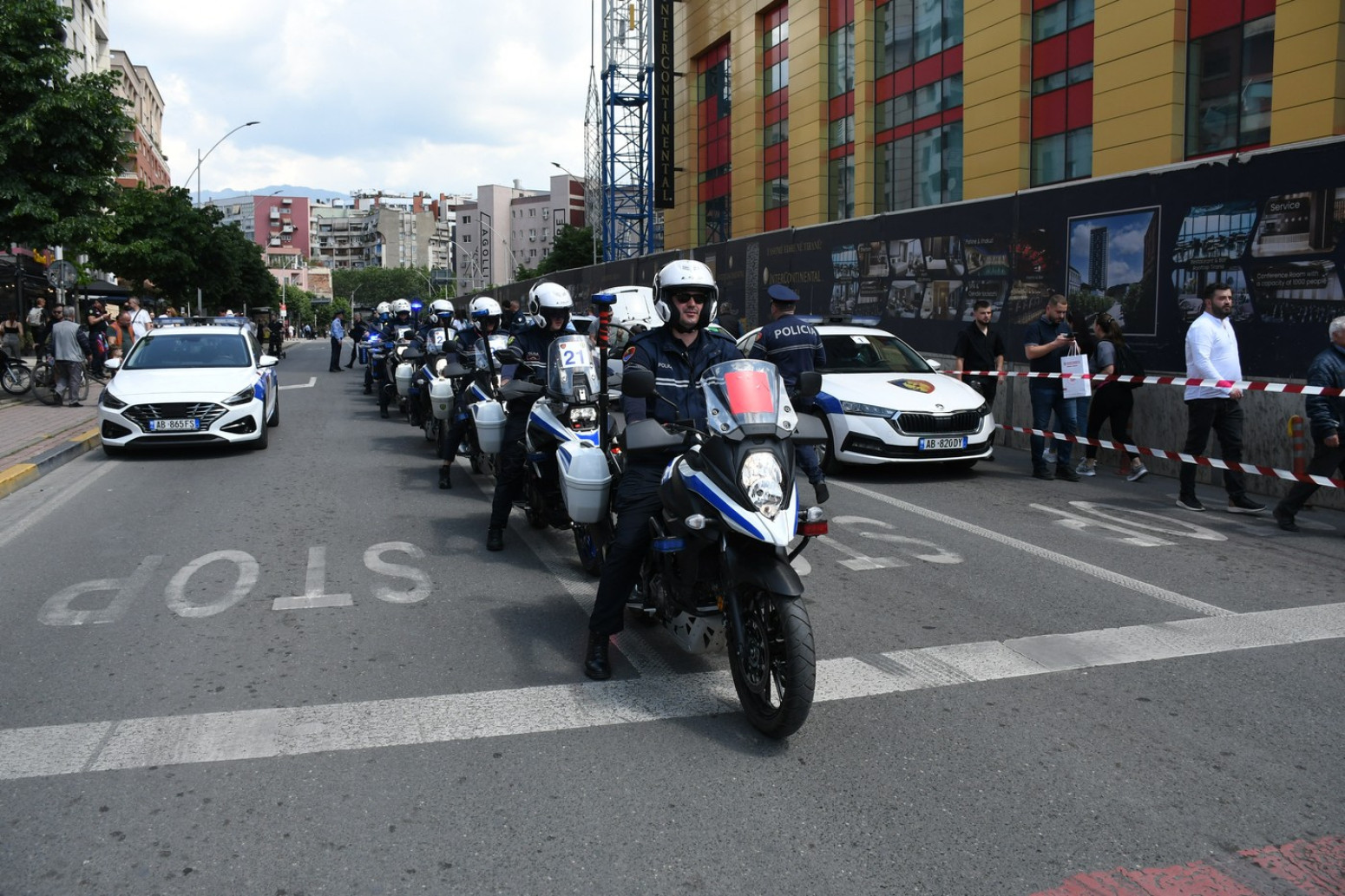 Tirana pod opsadom – cela Albanija staje zbog meča sa Srbijom! FOTO/VIDEO