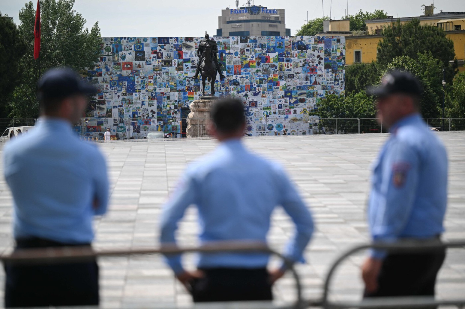 Tirana pod opsadom – cela Albanija staje zbog meča sa Srbijom! FOTO/VIDEO