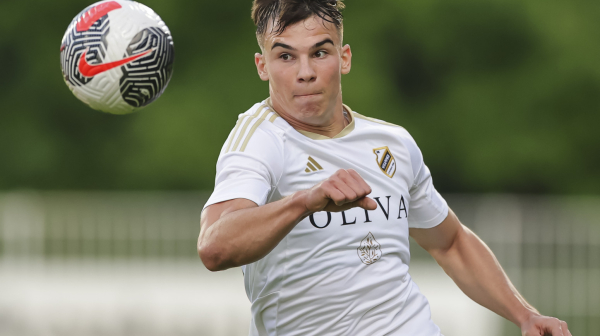 Partizan "zagrizao" za mladog napadača Čukaričkog