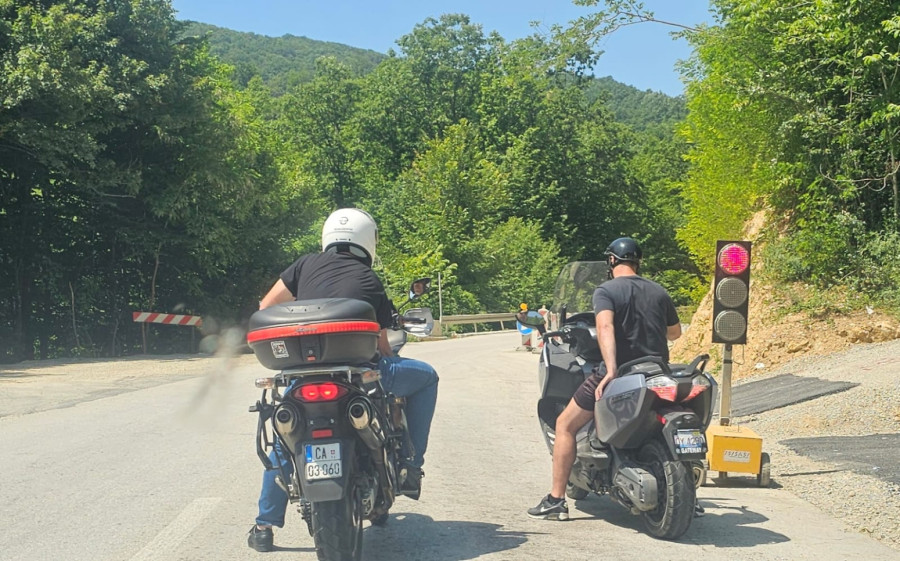 Haos tokom izbornog dana: Motori i veterani u Zaječaru; U Kosjeriću tablice Čačak i Ilinois FOTO