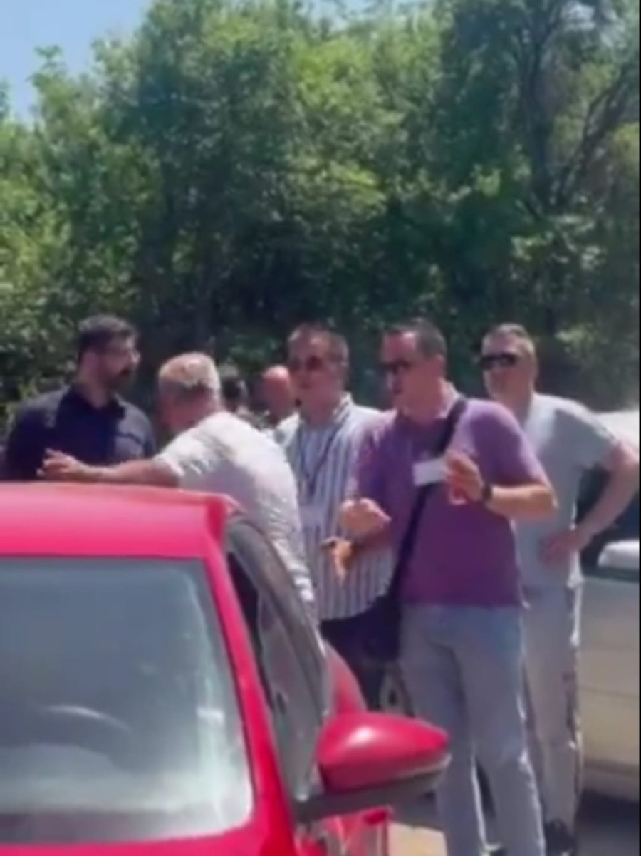 Skandal; Lazović raskrinkan: Ovako je slagao da je teško povređen FOTO/VIDEO