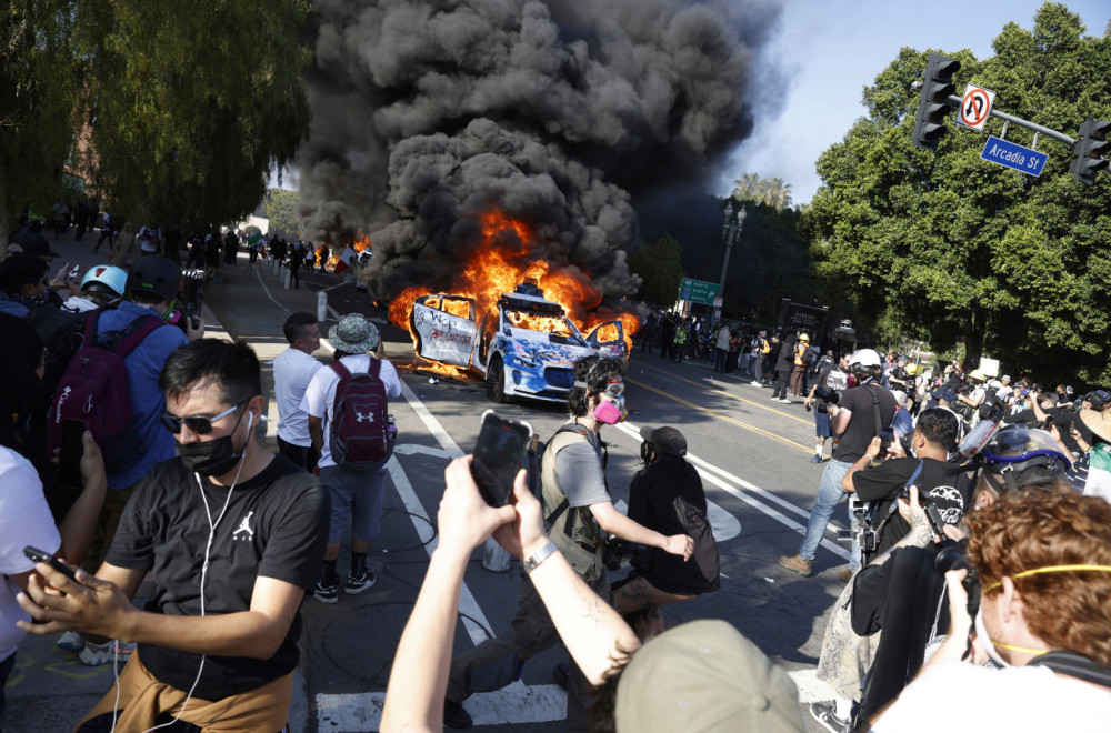 Total chaos: Direct conflict with the police; 60 people were arrested PHOTO/VIDEO