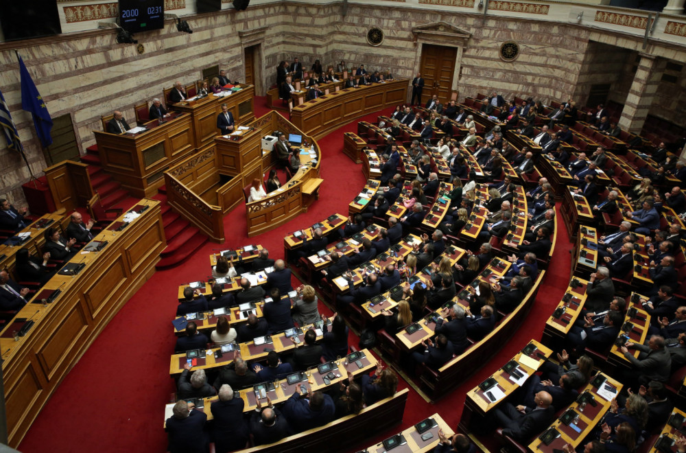 Skandal trese grčki parlament: Isključena tri ekstremno desničarska poslanika