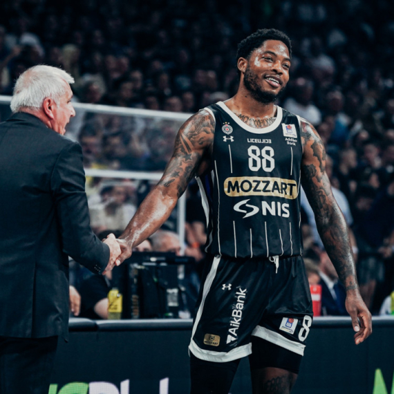 Oglasili se Nakić i Džons zbog Obradovića: Tajrik napisao samo dve reči FOTO