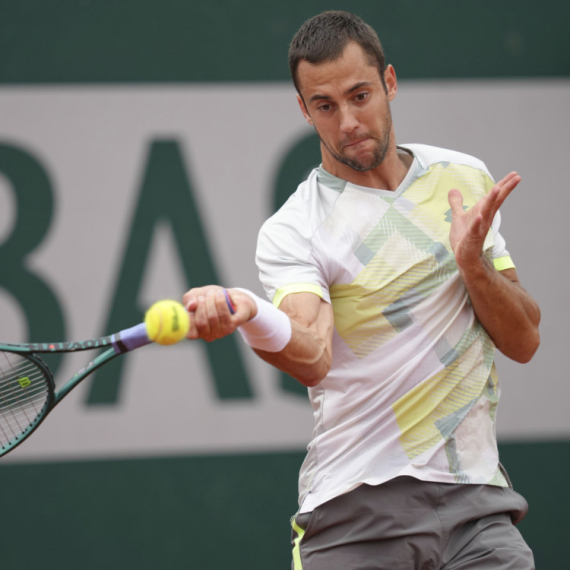 Đere se "okliznuo" na travi protiv 195. na svetu