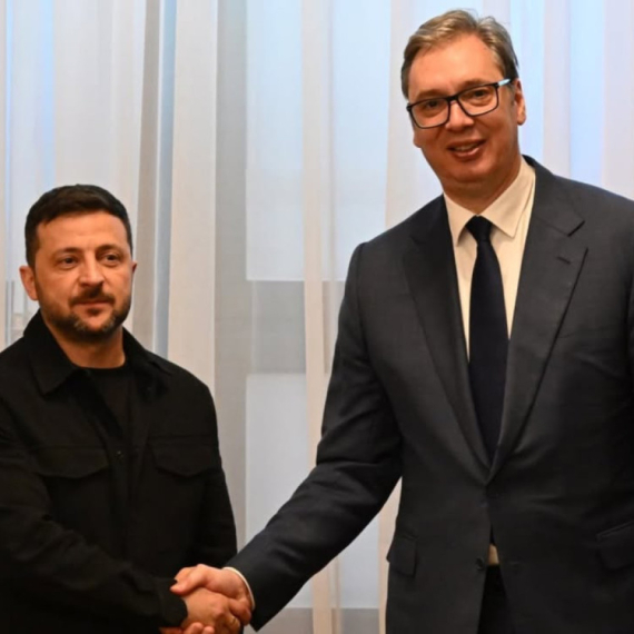 Vučić u Odesi sa Zelenskim: Značajan i otvoren razgovor – ovo je bila tema; Sreo se i sa Micotakisom FOTO
