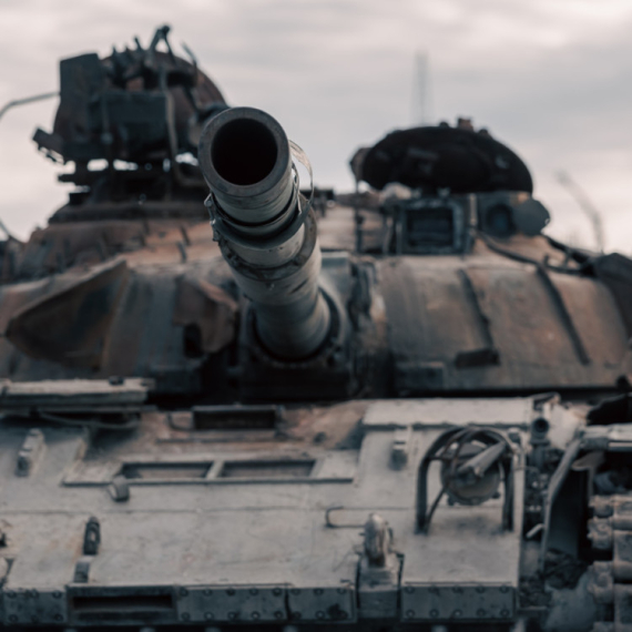 Tramp izvodi tenkove i trupe na ulice; "Demonstrante će dočekati veoma velika sila"